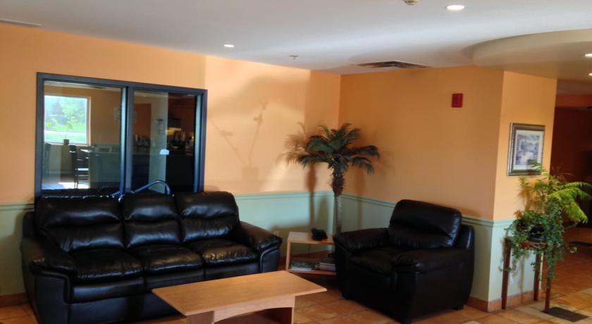 Hotel Super 8 Montreal Vaudreuil-Dorion Esterno foto